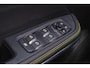 Lynk & Co 01 More - Panorama/schuifdak - Adaptieve Cruise control met stuurovername - Infinity Audio by Harman/Kardon - BLIS - Stoelverwarming voor - Adaptieve LED koplampen - Geïntegreerde dashcam voor - Elektr. bedienb. achterklep - Draadloze Apple Carplay & Android Auto - Keyless Entry & drive - 20' LMV
