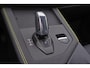 Lynk & Co 01 1.5 More - Panorama/schuifdak - Adaptieve Cruise control met stuurovername - Infinity Audio by Harman/Kardon - BLIS - Stoelverwarming voor - Adaptieve LED koplampen - Geïntegreerde dashcam voor - Elektr. bedienb. achterklep - Draadloze Apple Carplay & Android Auto - Keyless Entry & drive - 20' LMV