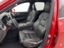 Volvo XC60 2.0 T8 Twin Engine AWD Inscription | Luchtvering | Bowers & Wilkins Audio | Stoelventilatie | Stoelverwarming | Stuurwiel Verwarmd | Head-Up Display