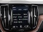 Volvo XC60 2.0 T8 Twin Engine AWD Inscription | Luchtvering | Bowers & Wilkins Audio | Stoelventilatie | Stoelverwarming | Stuurwiel Verwarmd | Head-Up Display