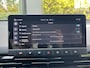 MG MG4 Electric Luxury 64 kWh SOH 95% | 7.000KM! |360 CAMERA| 7 JAAR MG GARANTIE T/M 04-2031| ELEK. STOEL| DODE HOEK SENSOR| STOEL + STUURVERWARMING| ADAPTIVE CRUISE CONTROL