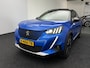 Peugeot e-2008 EV GT Pack 50 kWh 3-Fase SOH 89,8% | Panoramadak | 3D i-Cockpit | Navigatie | Camera | Carplay&Android