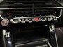 Peugeot e-2008 EV GT Pack 50 kWh 3-Fase SOH 89,8% | Panoramadak | 3D i-Cockpit | Navigatie | Camera | Carplay&Android