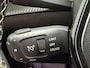 Peugeot e-2008 EV GT Pack 50 kWh 3-Fase SOH 89,8% | Panoramadak | 3D i-Cockpit | Navigatie | Camera | Carplay&Android