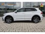Volkswagen Tiguan 1.4 TSI eHybrid R-Line | Trekhaak | ACC | 19 Inch |