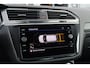 Volkswagen Tiguan 1.4 TSI eHybrid R-Line | Trekhaak | ACC | 19 Inch |