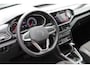 Volkswagen T-Cross 1.0 TSI 110pk Style DSG Automaat / Navigatie by APP / LM 17 inch / Camera / Parkeersensoren / LED