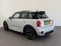 MINI John Cooper Works 5-Deurs 1.5 Cooper Automaat Panoramadak Navigatie Camera Parkeersensoren Cruise Control Full Led Stoelverwarming Leder Climate Control Lichtmetalen velgen