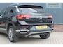 Volkswagen T-Roc 1.5 TSI Sport I Luxe! I 1 Eig. I Dealer OH I NL-auto