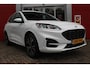 Ford Kuga 2.5 PHEV 225PK ST-LINE X | ELEKTRISCH WEGKLAPBARE TREKHAAK | NAVIGATIE | WINTER PACK: VOORRUIT/STUUR/STOEL VERWARMING | ACHTERBANK VERWARMING | DODEHOEKDETECTIE | CAMERA VOOR + ACHTER | KEYLESS ENTRY/START | RODE REMKLAUWEN | ADAPTIVE CRUISE CONTROL | DAB+ RADIO | APPLE CARPLAY/ANDROID AUTO | 19" LICHTMETALEN VELGEN | PARKEERSENSOREN VOOR + ACHTER | AUTOMATISCH INPARKEREN | ELEKTRISCH BEDIENBARE ACHTERKLEP |