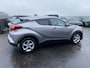 Toyota C-HR / C-HR+ 1.8 Hybrid Active Navigatie, achteruitrij camera, adaptieve cruise control, keyless entry- & start, automaat!
