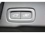 Volvo XC60 2.0 B4 197pk Momentum Pro Navigatie Lederen Bekleding Harman kardon AudioPro DAB Climate Control Camera Stoelverwarming Elektrische bedienbare achterklep