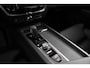 Volvo XC60 2.0 B4 197pk Momentum Pro Navigatie Lederen Bekleding Harman kardon AudioPro DAB Climate Control Camera Stoelverwarming Elektrische bedienbare achterklep