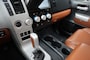 Toyota Tundra 5.7 V8 LIMITED A/T 5 ZITS 4WD VAN MARGE