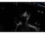 Volkswagen T-Roc 1.5 TSI 150pk DSG R-Line Trekhaak Camera Stoelverwarming Massage Virtual Cockpit Navigatie