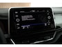 Volkswagen T-Roc 1.5 TSI 150pk DSG R-Line Trekhaak Camera Stoelverwarming Massage Virtual Cockpit Navigatie