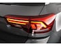 Volkswagen T-Roc 1.5 TSI 150pk DSG R-Line Trekhaak Camera Stoelverwarming Massage Virtual Cockpit Navigatie
