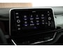 Volkswagen T-Roc 1.5 TSI 150pk DSG R-Line Trekhaak Camera Stoelverwarming Massage Virtual Cockpit Navigatie