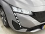 Peugeot 308 SW Active Pack Business 1.6 Plug-in Hybrid 180pk Automaat | Navigatie | Climate Control | Cruise Control | Parkeersensoren | Led koplampen | Keyless start | Draadloze Apple Carplay / Android Auto | Volledig digitaal instrumentenpaneel | Elektrisch inklapbare spiegels | Trekhaak | 17" lichtmetalen velgen |