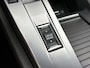Peugeot 308 SW Active Pack Business 1.6 Plug-in Hybrid 180pk Automaat | Navigatie | Climate Control | Cruise Control | Parkeersensoren | Led koplampen | Keyless start | Draadloze Apple Carplay / Android Auto | Volledig digitaal instrumentenpaneel | Elektrisch inklapbare spiegels | Trekhaak | 17" lichtmetalen velgen |