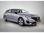 Peugeot 308 SW Active Pack Business 1.6 Plug-in Hybrid 180pk Automaat | Navigatie | Climate Control | Cruise Control | Parkeersensoren | Led koplampen | Keyless start | Draadloze Apple Carplay / Android Auto | Volledig digitaal instrumentenpaneel | Elektrisch inklapbare spiegels | Trekhaak | 17" lichtmetalen velgen |