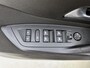 Peugeot 308 SW Active Pack Business 1.6 Plug-in Hybrid 180pk Automaat | Navigatie | Climate Control | Cruise Control | Parkeersensoren | Led koplampen | Keyless start | Draadloze Apple Carplay / Android Auto | Volledig digitaal instrumentenpaneel | Elektrisch inklapbare spiegels | Trekhaak | 17" lichtmetalen velgen |