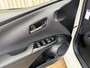 Toyota Prius 1.8 White Edition Adaptive Cruise / HUD / Keyless / Stoelverwarming / JBL / Camera / Navigatie / 17'' LMV