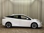 Toyota Prius 1.8 White Edition Adaptive Cruise / HUD / Keyless / Stoelverwarming / JBL / Camera / Navigatie / 17'' LMV