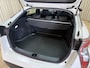 Toyota Prius 1.8 White Edition Adaptive Cruise / HUD / Keyless / Stoelverwarming / JBL / Camera / Navigatie / 17'' LMV