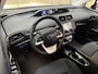 Toyota Prius 1.8 White Edition Adaptive Cruise / HUD / Keyless / Stoelverwarming / JBL / Camera / Navigatie / 17'' LMV