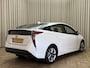 Toyota Prius 1.8 White Edition Adaptive Cruise / HUD / Keyless / Stoelverwarming / JBL / Camera / Navigatie / 17'' LMV
