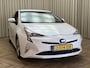 Toyota Prius 1.8 White Edition Adaptive Cruise / HUD / Keyless / Stoelverwarming / JBL / Camera / Navigatie / 17'' LMV