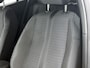Peugeot 2008 SUV Allure 130pk Automaat | Navigatie | Climate Control | Cruise Control | Led koplampen | Parkeersensoren | Armsteun | Elektrisch inklapbare spiegels | Apple Carplay / Android Auto | Bluetooth | DAB+ radio | Donker getint glas | Dealeronderhouden | 17" lichtmetalen velgen |
