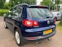 Volkswagen Tiguan 2.0 TSI Sport&Style 4Motion 2e eigenaar dealer onderhouden airco trekhaak parkeer sensor navigatie