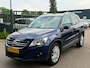 Volkswagen Tiguan 2.0 TSI Sport&Style 4Motion 2e eigenaar dealer onderhouden airco trekhaak parkeer sensor navigatie