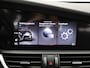 Alfa Romeo Giulia 2.0T Sprint Veloce Interieur | Panoramadak | Afneembare Trekhaak | 19" Licht Metalen Velgen | Camera | Dodehoekbewaking | Apple Carplay/Android Auto | Cruise Control Adaptief | Drive Assist