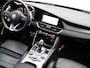 Alfa Romeo Giulia 2.0T Sprint Veloce Interieur | Panoramadak | Afneembare Trekhaak | 19" Licht Metalen Velgen | Camera | Dodehoekbewaking | Apple Carplay/Android Auto | Cruise Control Adaptief | Drive Assist