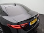 Alfa Romeo Giulia 2.0T Sprint Veloce Interieur | Panoramadak | Afneembare Trekhaak | 19" Licht Metalen Velgen | Camera | Dodehoekbewaking | Apple Carplay/Android Auto | Cruise Control Adaptief | Drive Assist