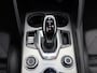 Alfa Romeo Giulia 2.0T Sprint Veloce Interieur | Panoramadak | Afneembare Trekhaak | 19" Licht Metalen Velgen | Camera | Dodehoekbewaking | Apple Carplay/Android Auto | Cruise Control Adaptief | Drive Assist