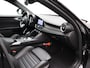 Alfa Romeo Giulia 2.0T Sprint Veloce Interieur | Panoramadak | Afneembare Trekhaak | 19" Licht Metalen Velgen | Camera | Dodehoekbewaking | Apple Carplay/Android Auto | Cruise Control Adaptief | Drive Assist