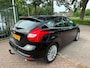 Ford Focus 1.6 TI-VCT First Edition 2e eigenaar dealer onderhouden luxe uitvoering airco cruis control parkeer sensor trekhaak
