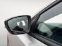 Ford Focus Wagon 1.0 EcoBoost Hybrid ST Line X | Automaat | Adaptief cruise control | Dodehoek detectie | Panorama dak | Draadloos opladen mobiel | Parkeersensoren voor en achter | Achteruitrijcamera | 17" lichtmetalen velgen | Privacy glas |