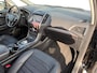 Ford Galaxy 2.5i HEV | Dealer onderhouden | Automaat | Panorama dak | Dodehoek detectie | 7 persoons | Lederen bekleding | Winter pack | Parkeersensoren voor en achter | Achteruitrijcamera | Cruise control | Navigatie | Apple carplay & Android auto | Privacy glas |