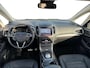 Ford Galaxy 2.5i HEV | Dealer onderhouden | Automaat | Panorama dak | Dodehoek detectie | 7 persoons | Lederen bekleding | Winter pack | Parkeersensoren voor en achter | Achteruitrijcamera | Cruise control | Navigatie | Apple carplay & Android auto | Privacy glas |