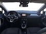 Renault Captur 1.0 TCe 90 Intens | NL auto | Parkeersensoren voor en achter | Achteruitrijcamera | Cruise control | Navigatie | Apple carplay & Android auto | DAB | Bluetooth | 17" lichtmetalen velgen | Keyless entry | Privacy glas |