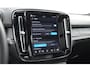 Volvo EX40 Single Ext. Range Ultra 82 kWh / Panorama schuif-kanteldak / 360 Camera / Harman Kardon / Trekhaak / Stuur- en stoelverwarming / Adaptive Cruise / Elektrische best.stoel met geheugen
