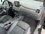 Mercedes-Benz B-klasse 200 Ambition automaat [ 1e eig, dealer oh, AMG pakket ]