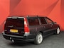 Volvo V70 2.4 Comfort Line  | Stoelverwarming | Trekhaak | Cruise