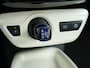 Toyota Prius 1.8 HYBRID 122PK WHITE EDITION CVT | Stoelverwarming | Cruise | Camera