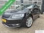 Skoda Octavia Combi 1.2 DEALER ONDERHOUDEN XENON LEDER NAVI